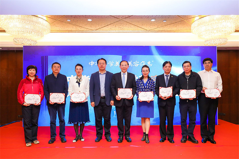 以青春的名义集结，黄寺医美杜太超多点小切口除皱铺平岁月的沟壑