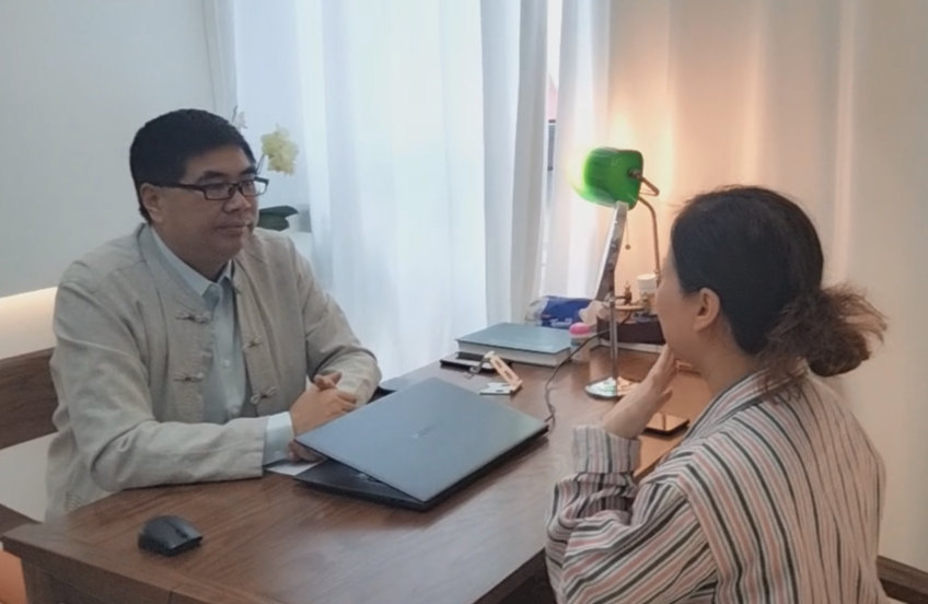 45岁求美者做完拉皮手术，闺蜜说年轻了20岁，后悔做晚了