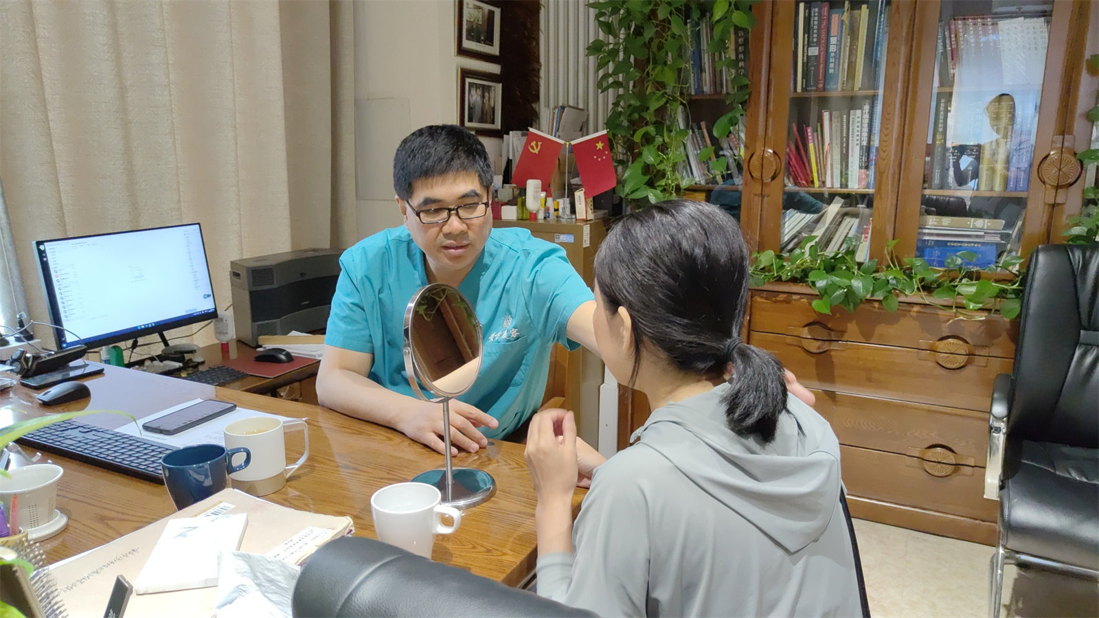 做完切眉术后10天，分享真实术后恢复过程