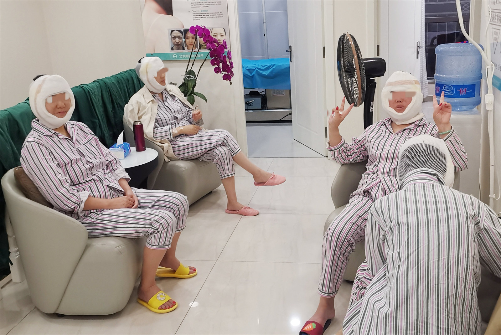 拉皮手术和去眼袋一起做,术后年轻10岁有余! 拉皮手术和去眼袋一起做,术后年轻10岁有余!