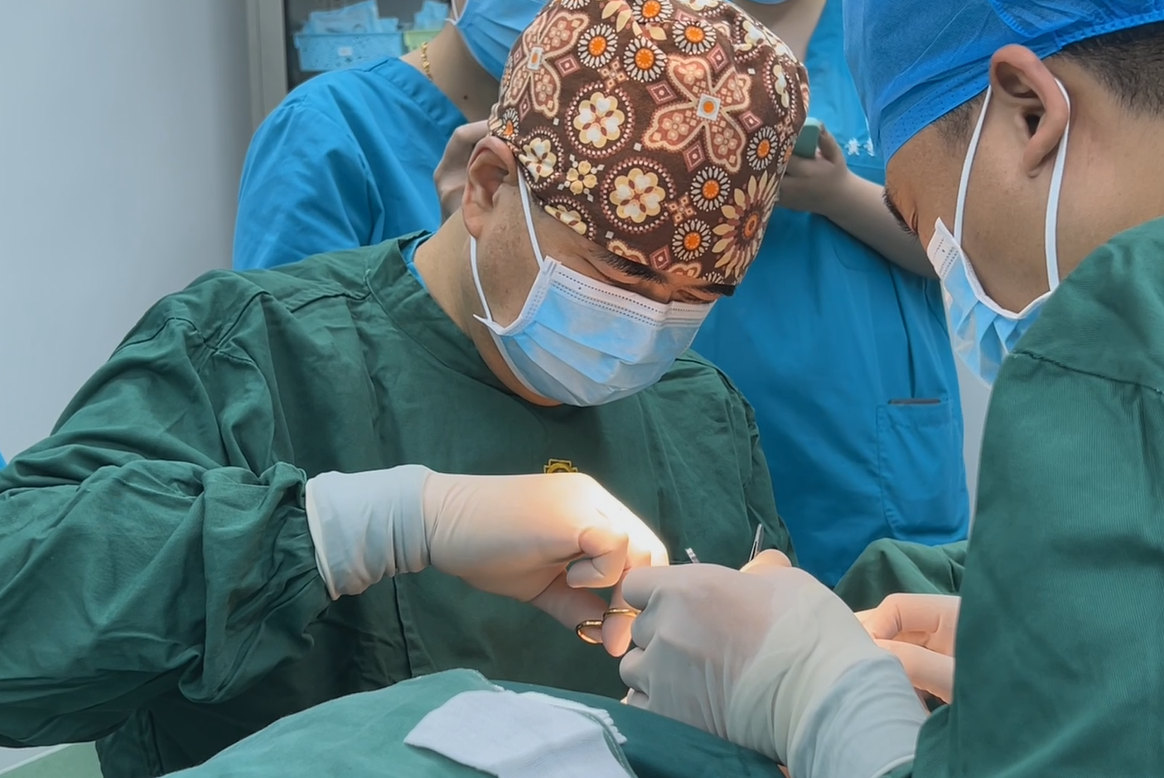 48岁做二次拉皮,亲身经历告诉你如何不走“弯路”! 48岁做二次拉皮,亲身经历告诉你如何不走“弯路”!