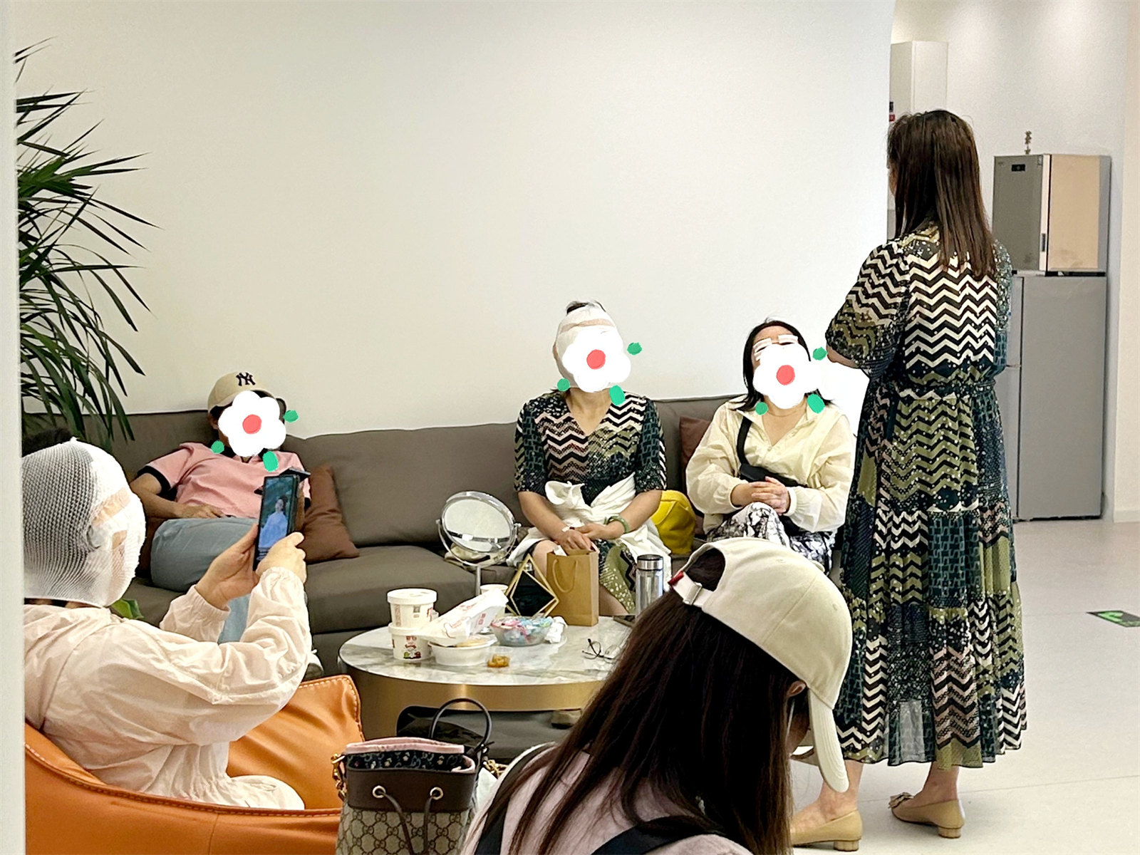 48岁做二次拉皮,亲身经历告诉你如何不走“弯路”! 48岁做二次拉皮,亲身经历告诉你如何不走“弯路”!