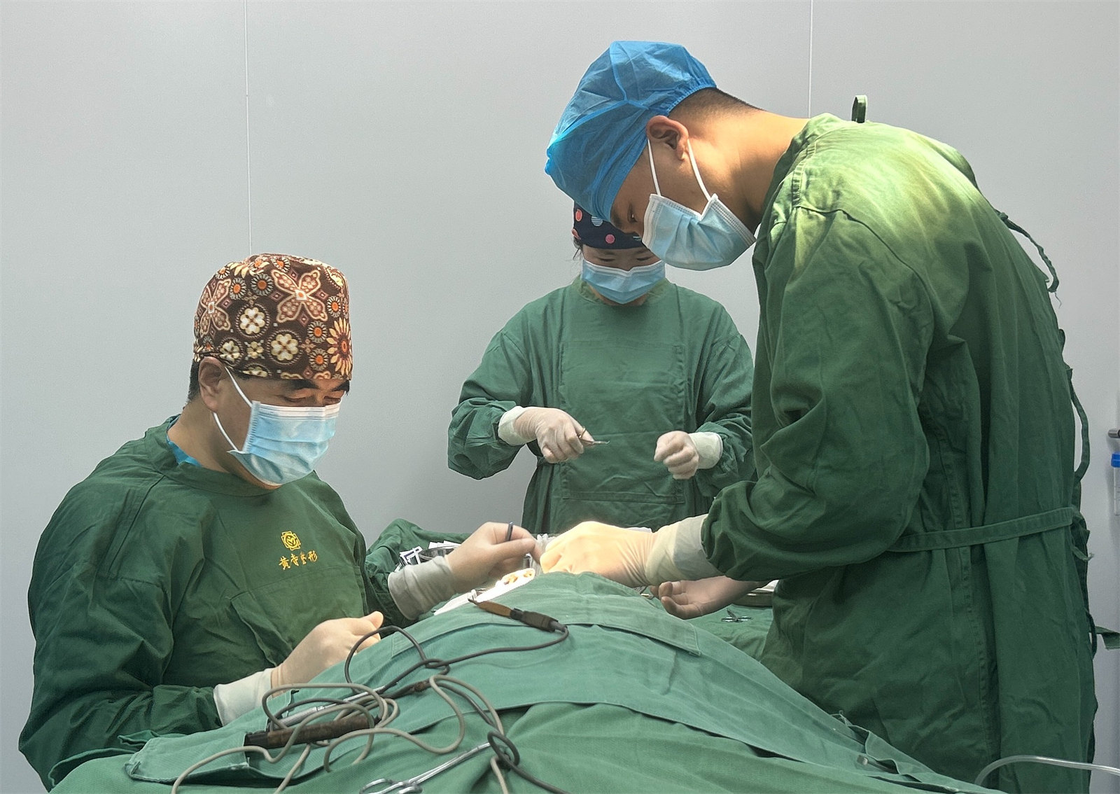 47岁大姐挑战眼周年轻化,术后40天,年轻了好多! 47岁大姐挑战眼周年轻化,术后40天,年轻了好多!