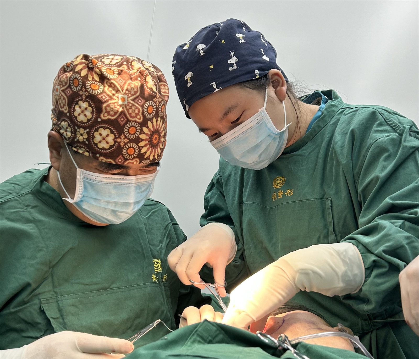 勇敢的人先享受美丽,看看她拉皮术后1个月的惊人变化 勇敢的人先享受美丽,看看她拉皮术后1个月的惊人变化